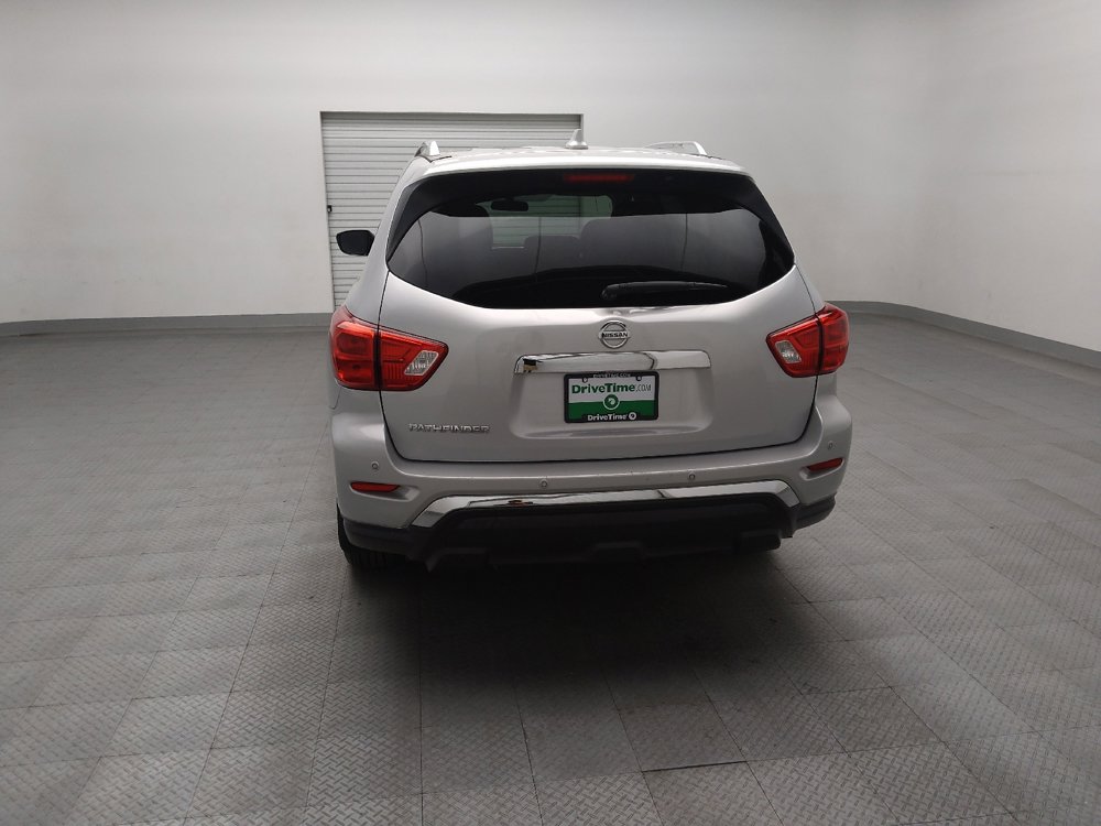 Used 2019 Nissan Pathfinder S FWD image 6