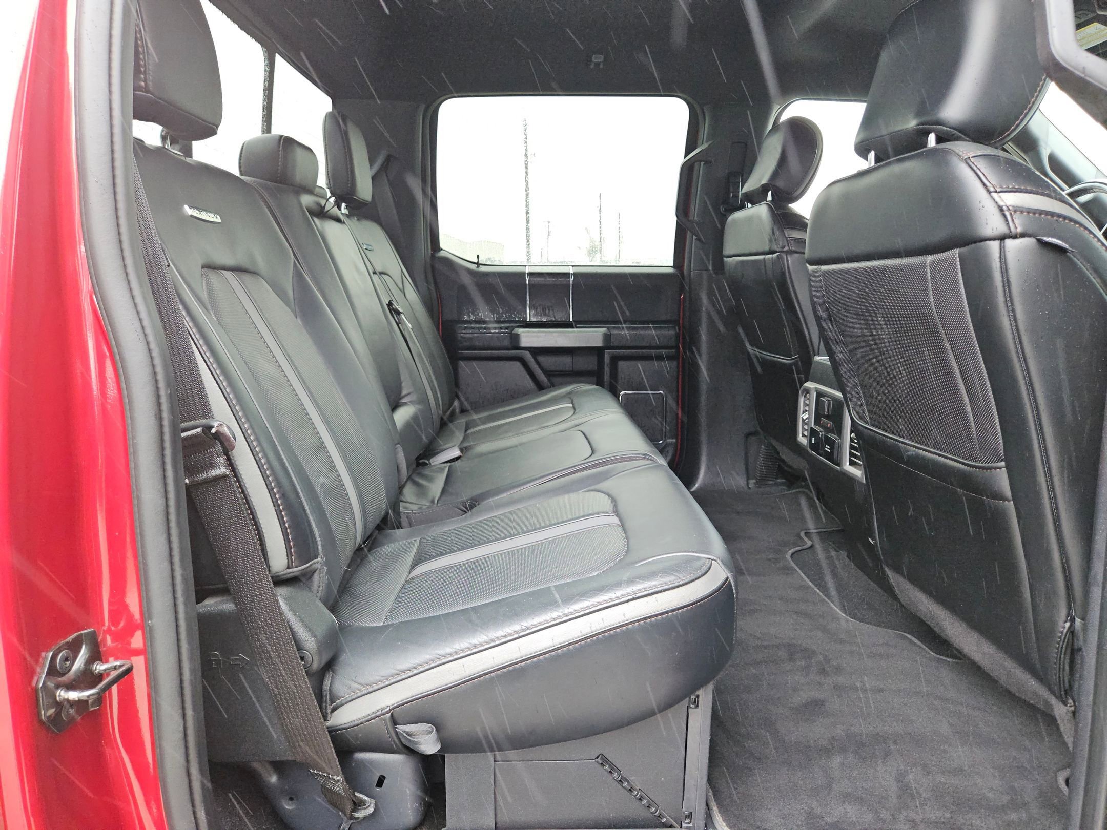 Used 2019 Ford F250 Platinum w/ FX4 Off-Road Package AWD/4WD image 25