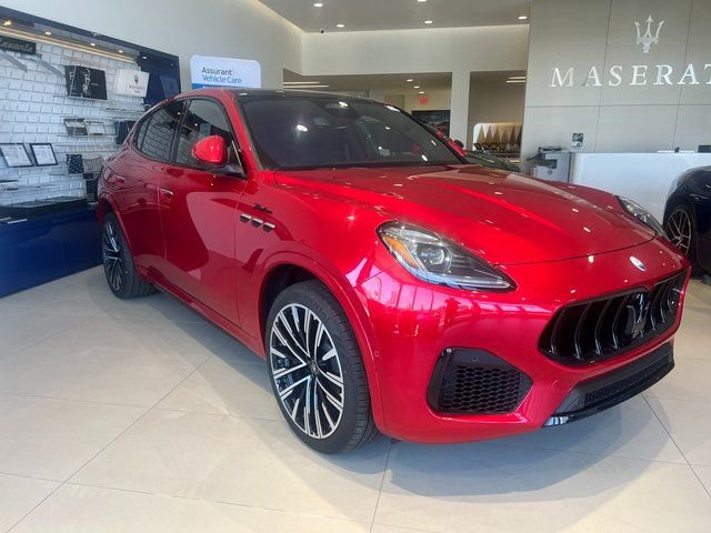 New 2024 Maserati Grecale Modena image 9