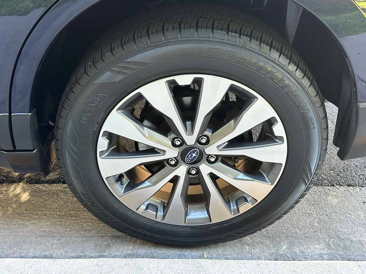 Used 2018 Subaru Outback 3.6R Touring AWD/4WD image 62