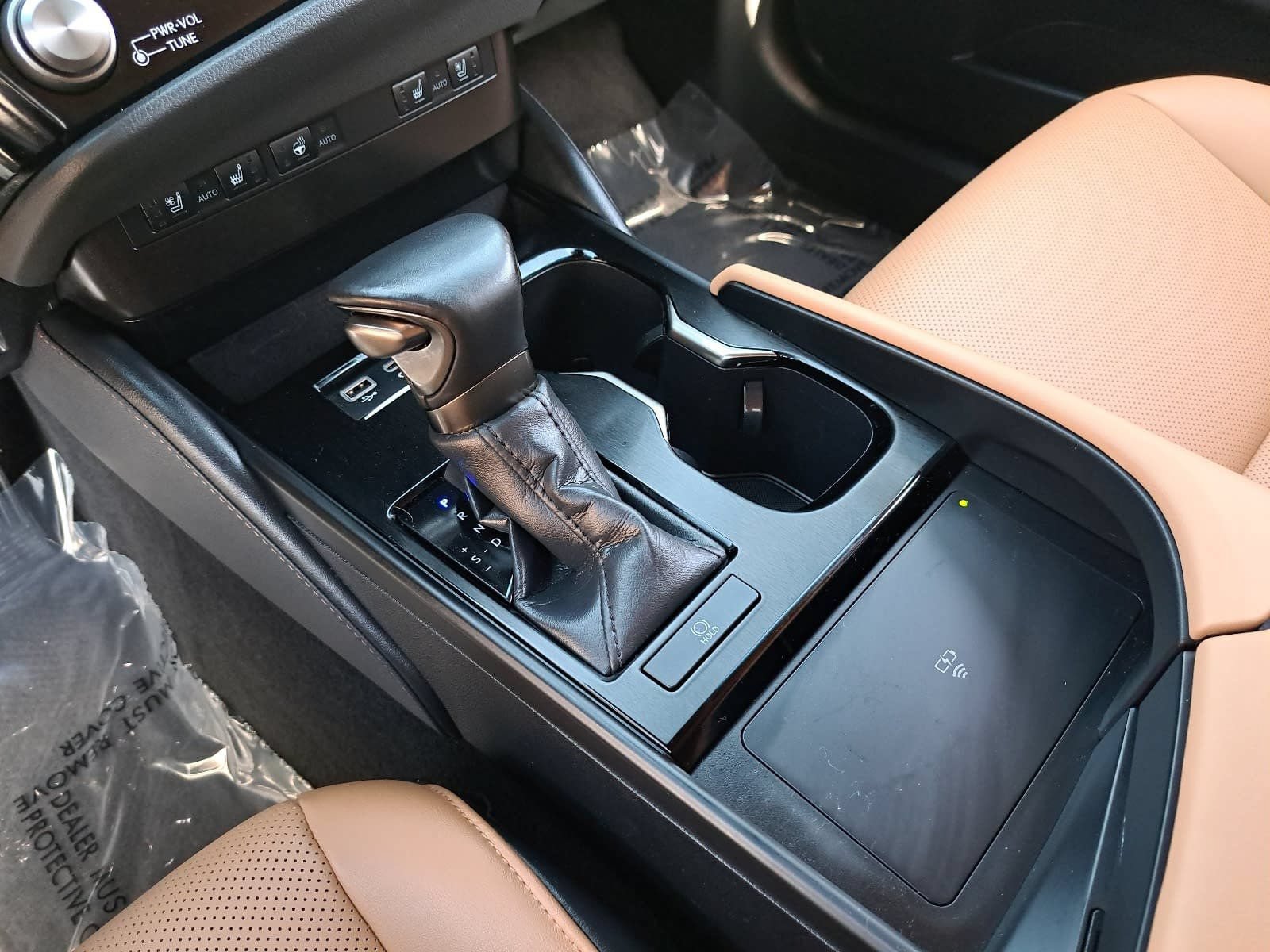 Used 2024 Lexus ES 350 w/ Premium Package FWD image 26