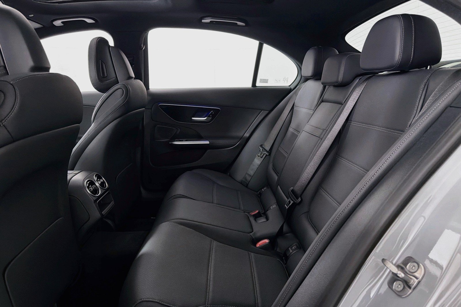 New 2026 Mercedes-Benz C 300 Sedan image 7