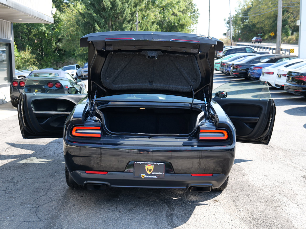 Used 2015 Dodge Challenger SRT Hellcat image 57