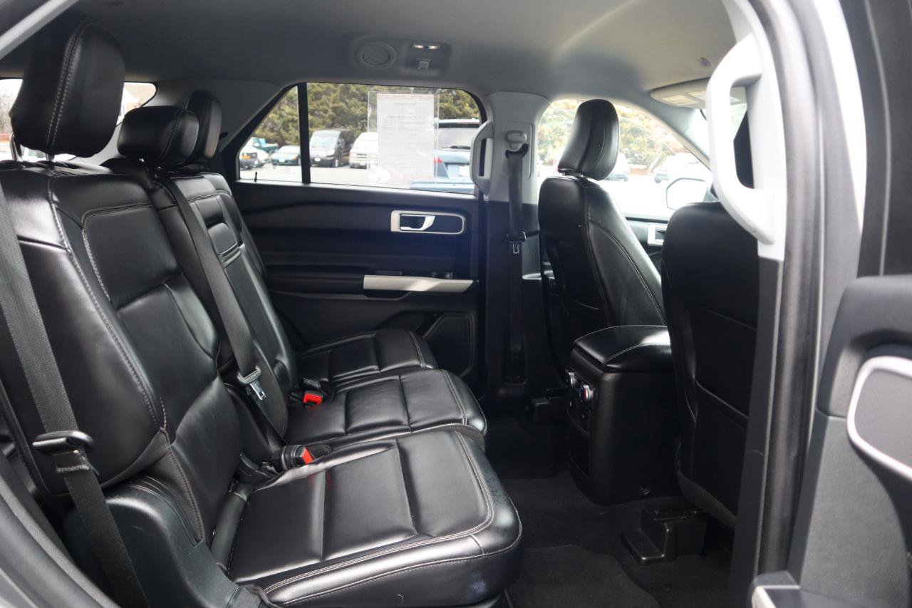 Used 2021 Ford Explorer XLT w/ Equipment Group 202A image 39