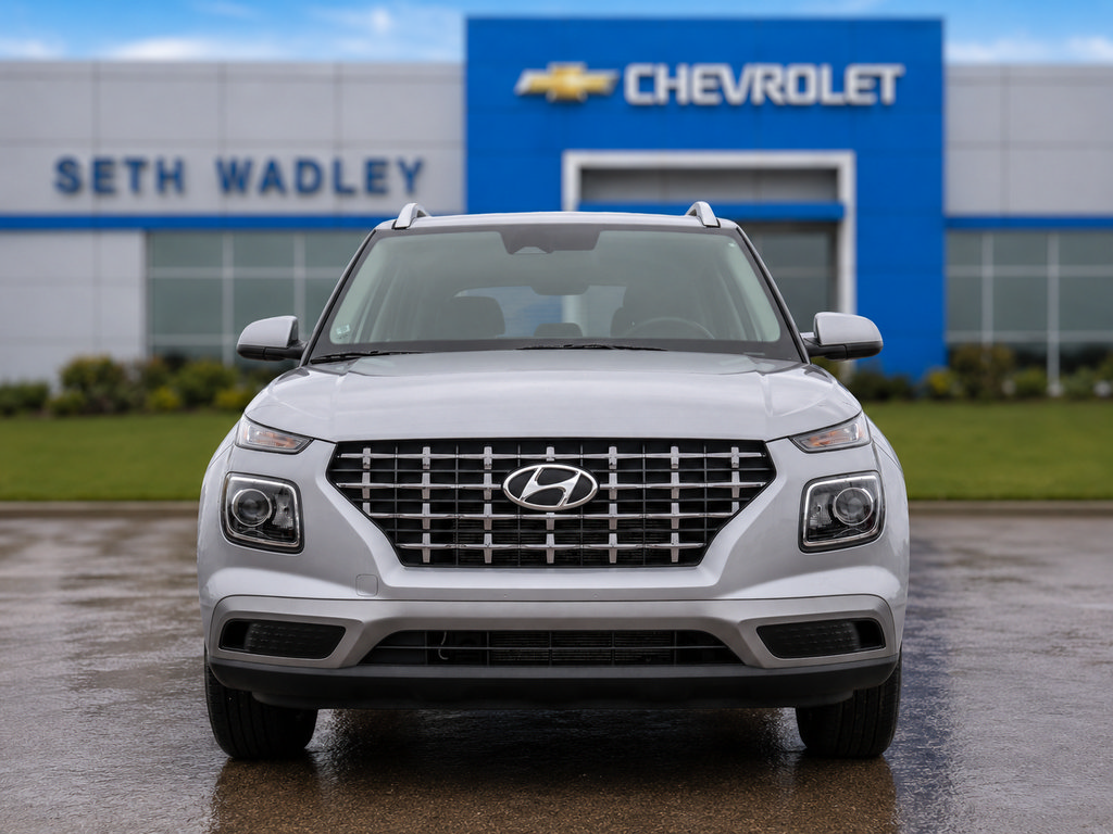 Used 2025 Hyundai Venue SEL FWD image 48