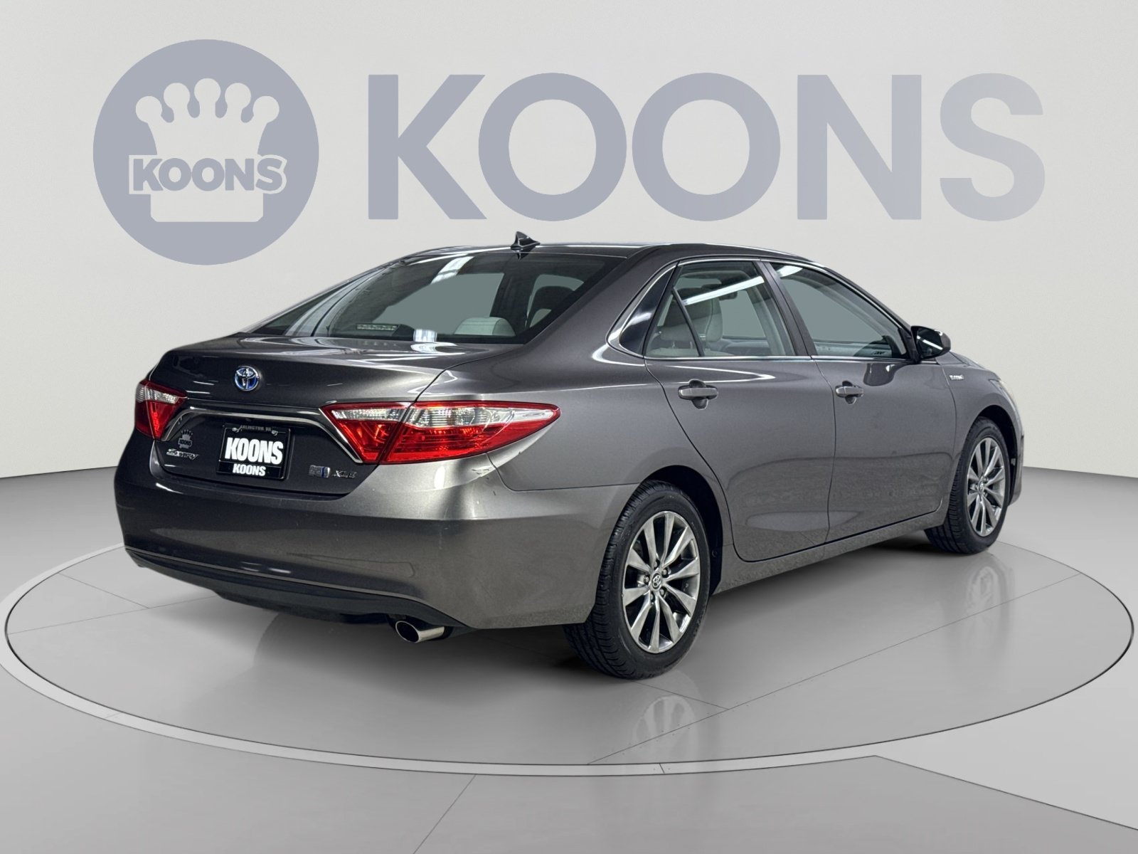 Used 2015 Toyota Camry XLE w/ Moonroof Package FWD image 20