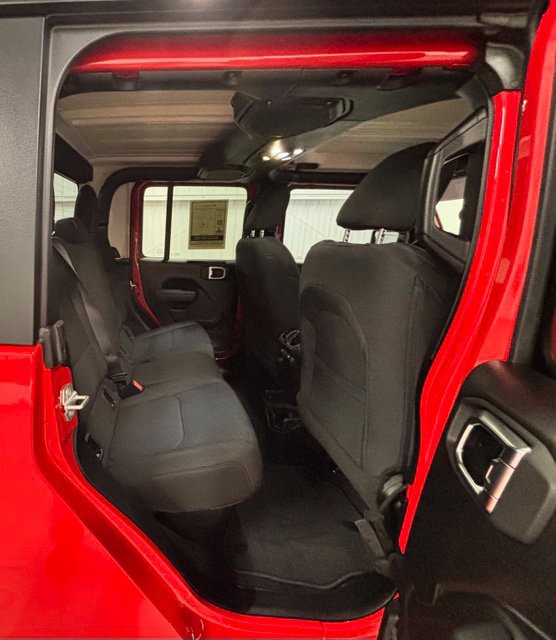 Used 2023 Jeep Gladiator Sport AWD/4WD image 20