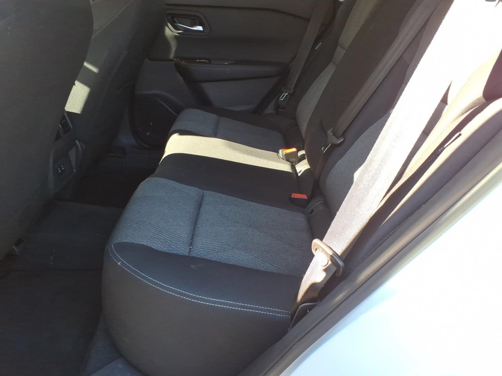 Used 2026 Nissan Rogue SV w/ Cold Weather Package AWD/4WD image 6
