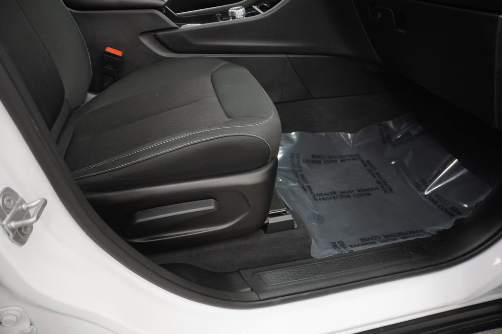 Certified 2024 Jeep Grand Cherokee Laredo X image 49