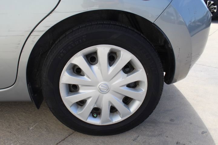 Used 2014 Nissan Versa Note S image 9