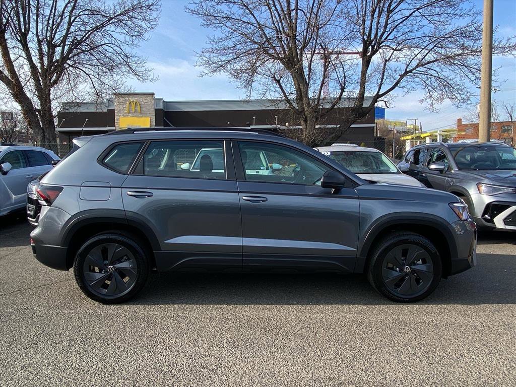 Certified 2025 Volkswagen Taos S image 2