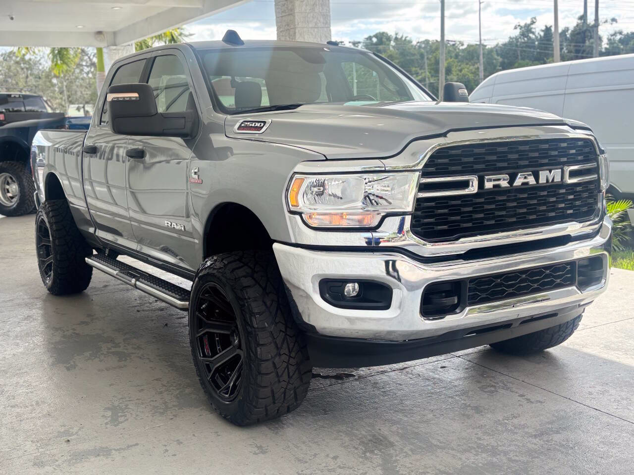 Used 2023 RAM 2500 Big Horn w/ Level 1 Equipment Group AWD/4WD image 12
