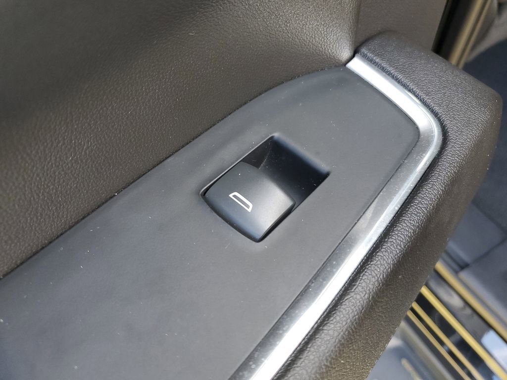 Used 2023 Chevrolet Silverado 1500 RST w/ Convenience Package II AWD/4WD image 16