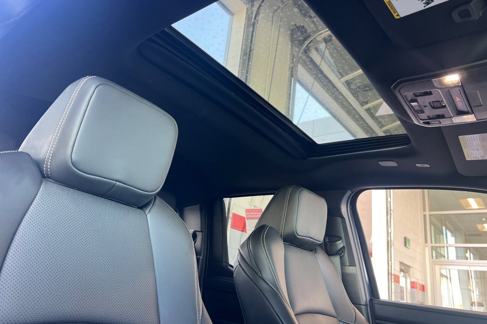 Used 2024 Toyota Tacoma Limited w/ Limited Package (LT) image 13