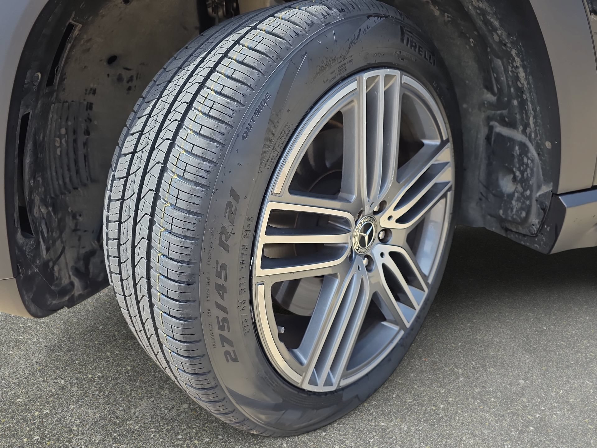 Certified 2024 Mercedes-Benz GLS 450 4MATIC image 31