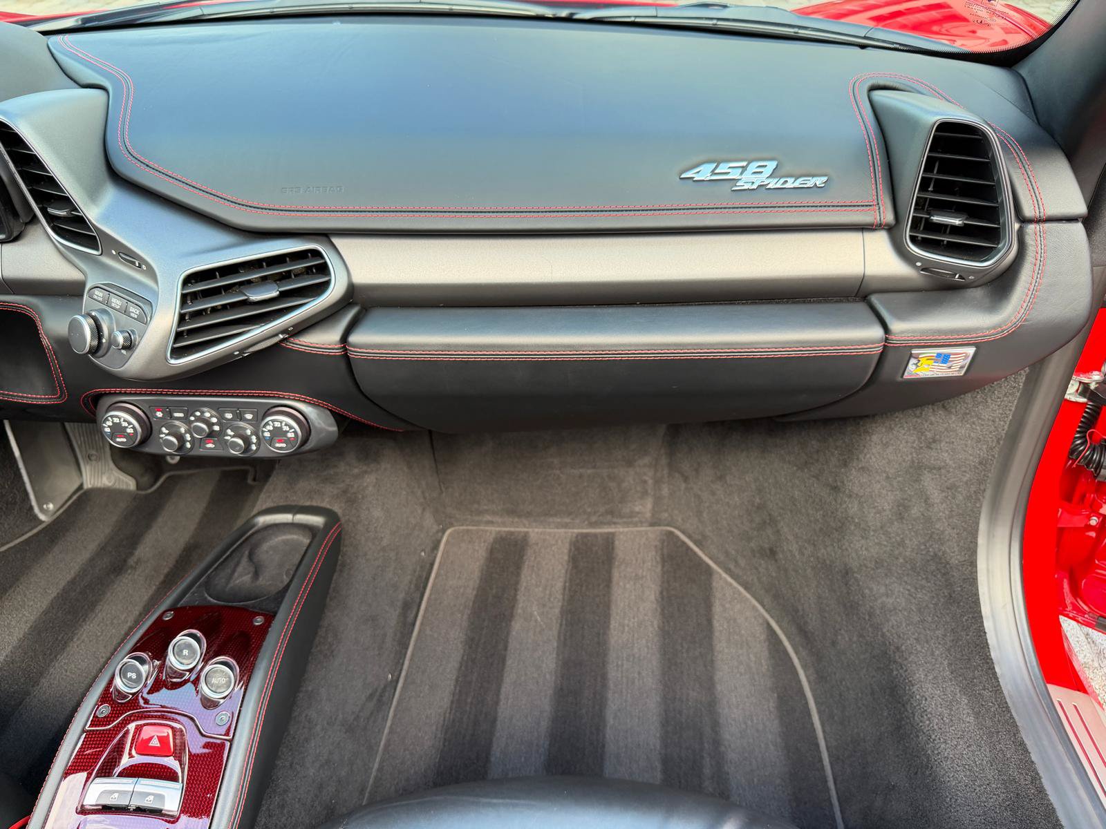 Used 2015 Ferrari 458 Spider RWD image 54