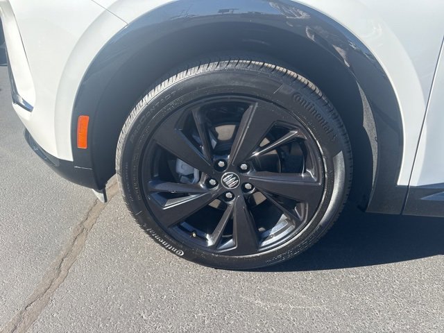 Used 2025 Buick Envision Sport Touring image 25