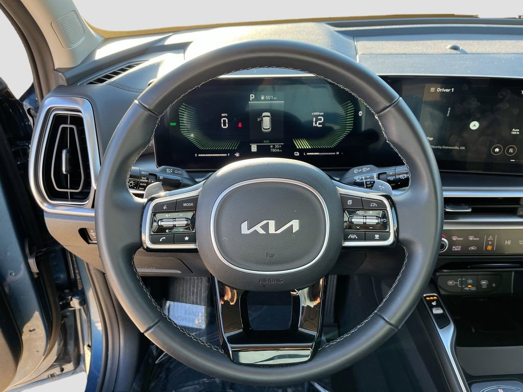 Certified 2025 Kia Sorento EX image 12