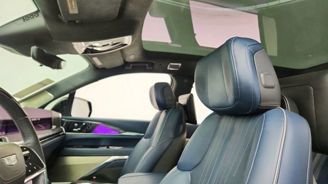 Used 2025 Cadillac Escalade IQ Sport 2 image 37