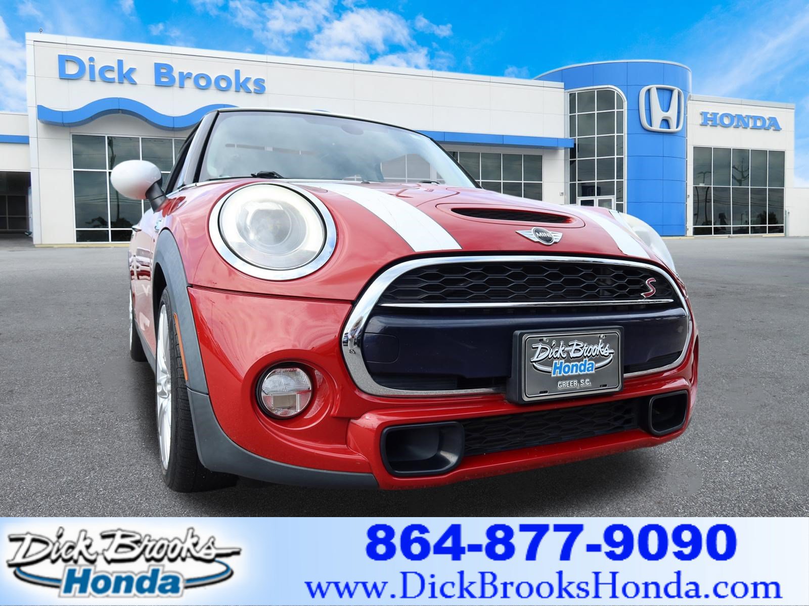 Used 2017 MINI Cooper S FWD image 1