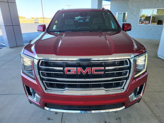 Used 2024 GMC Yukon XL SLT w/ SLT Luxury Package AWD/4WD image 12
