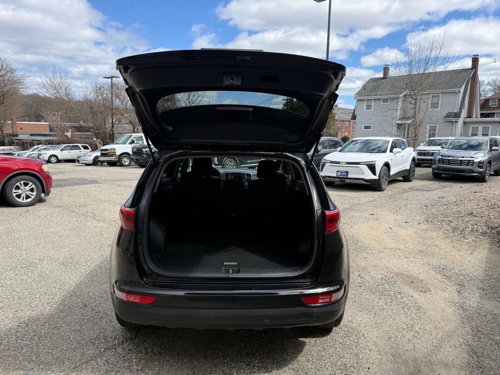 Used 2018 Kia Sportage LX image 5