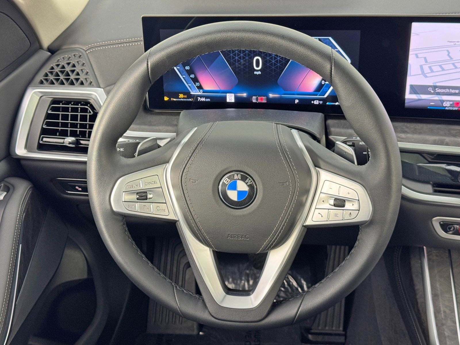 Used 2025 BMW X7 xDrive40i w/ Parking Assistance Package AWD/4WD image 22