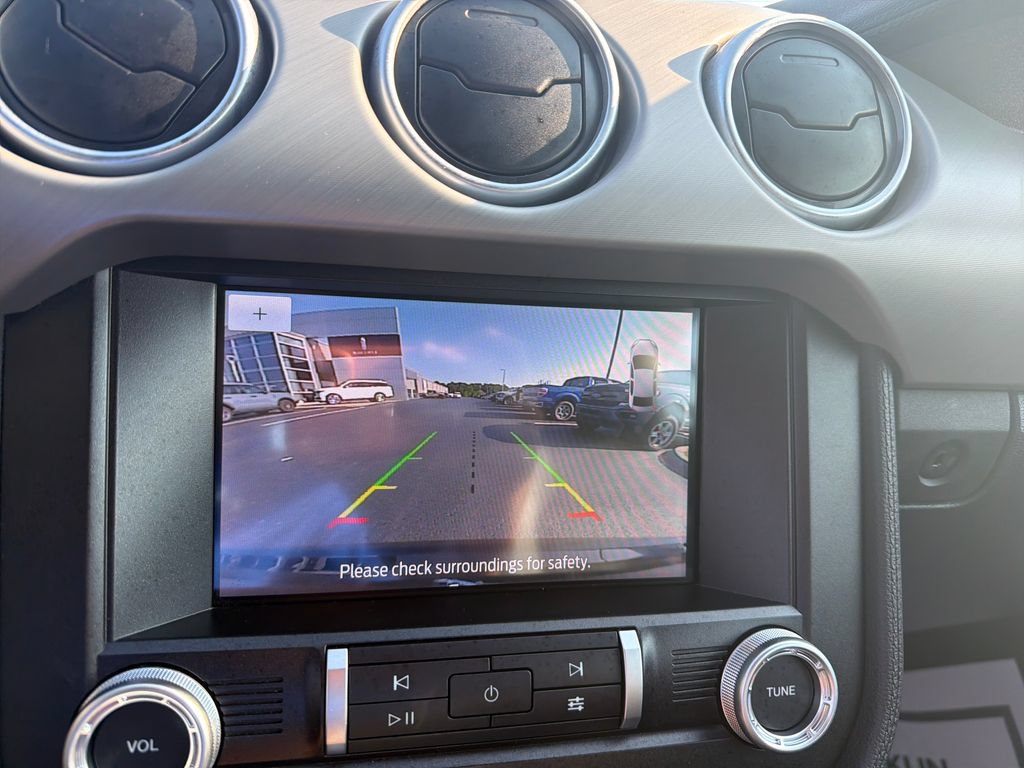 Used 2020 Ford Mustang Premium RWD image 22