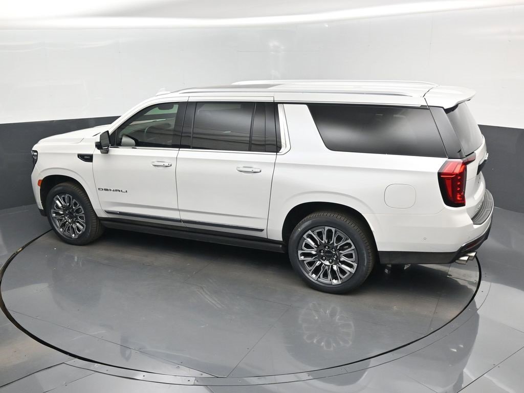 Used 2023 GMC Yukon XL Denali Ultimate image 50