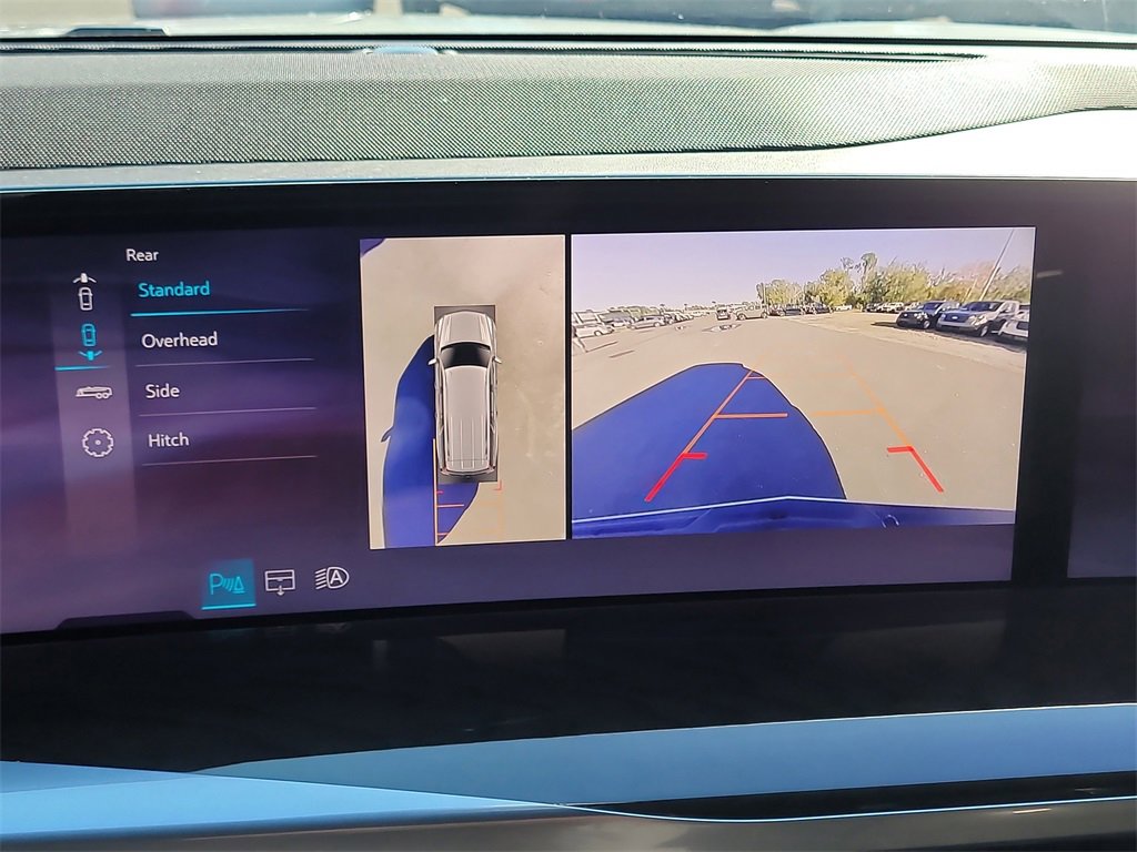 Used 2025 Cadillac Escalade ESV Sport Platinum image 23