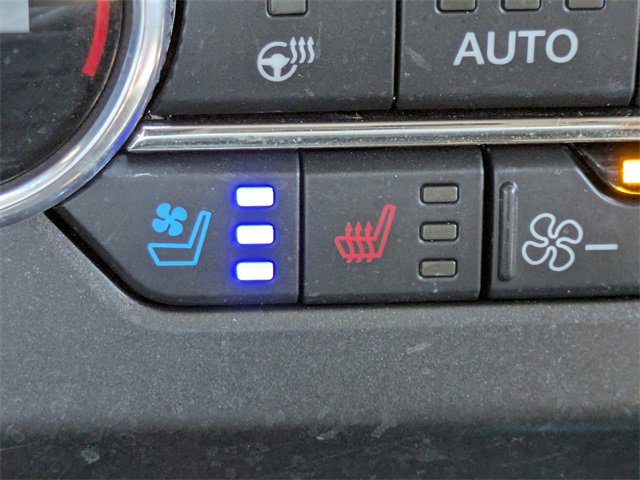 Used 2021 Ford Expedition Platinum image 23