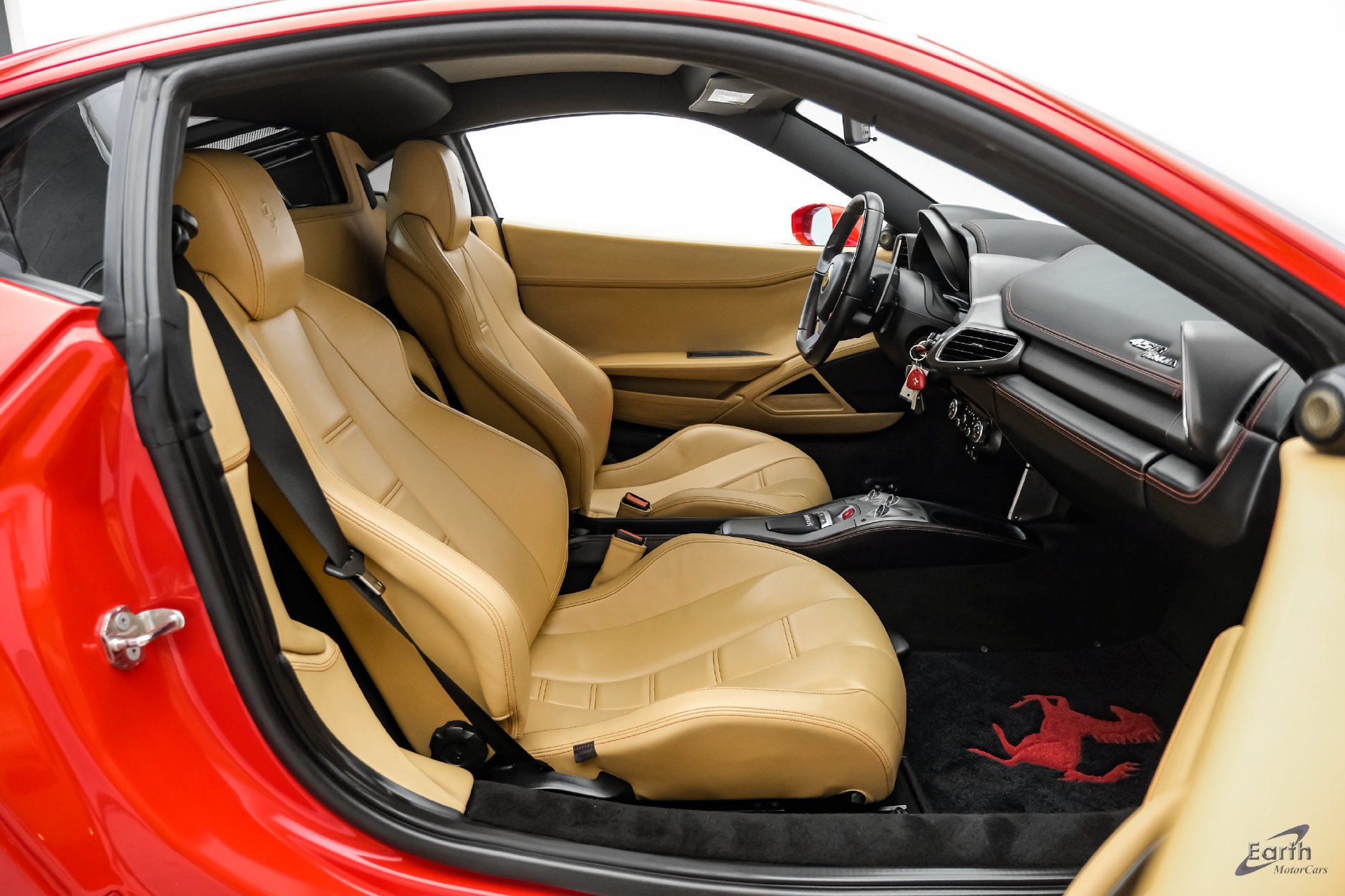 Used 2014 Ferrari 458 Italia Coupe RWD image 60