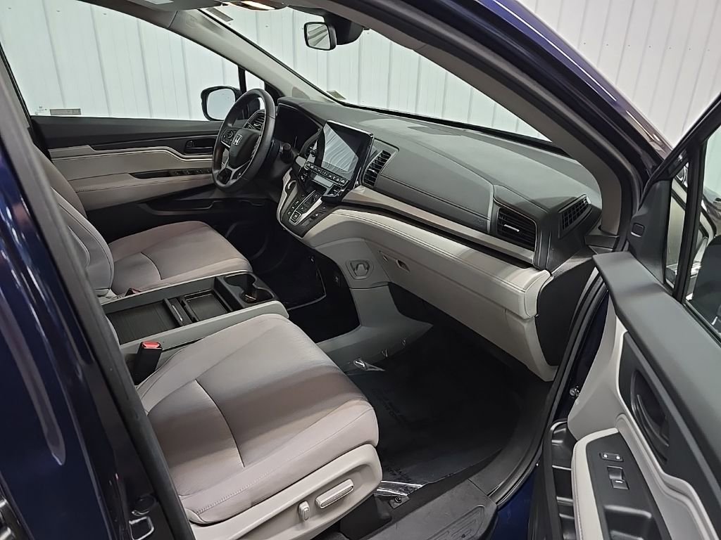 Used 2023 Honda Odyssey EX image 15