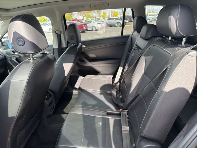Used 2021 Volkswagen Tiguan SE w/ Panoramic Sunroof Package image 14