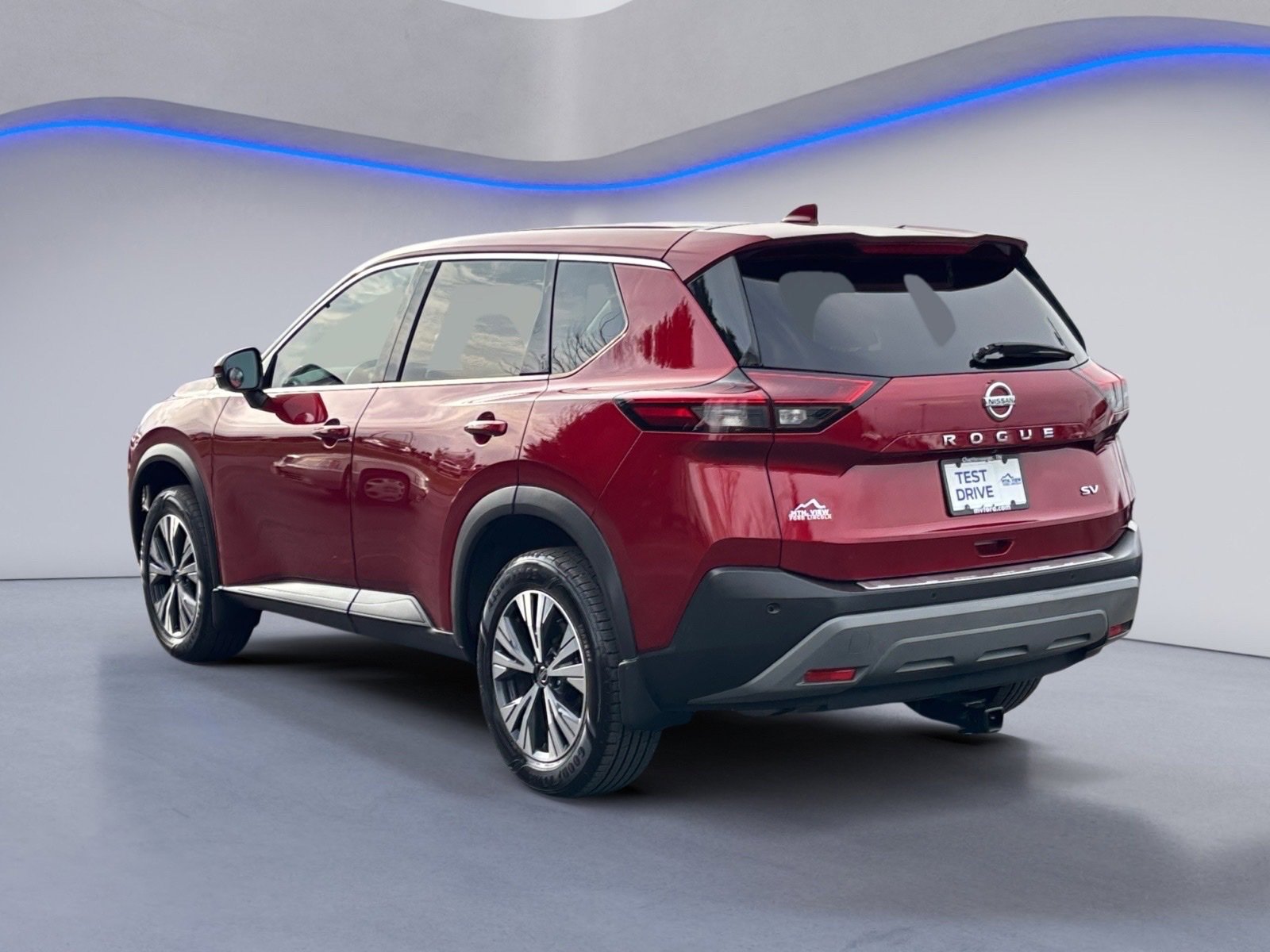 Used 2021 Nissan Rogue SV image 10