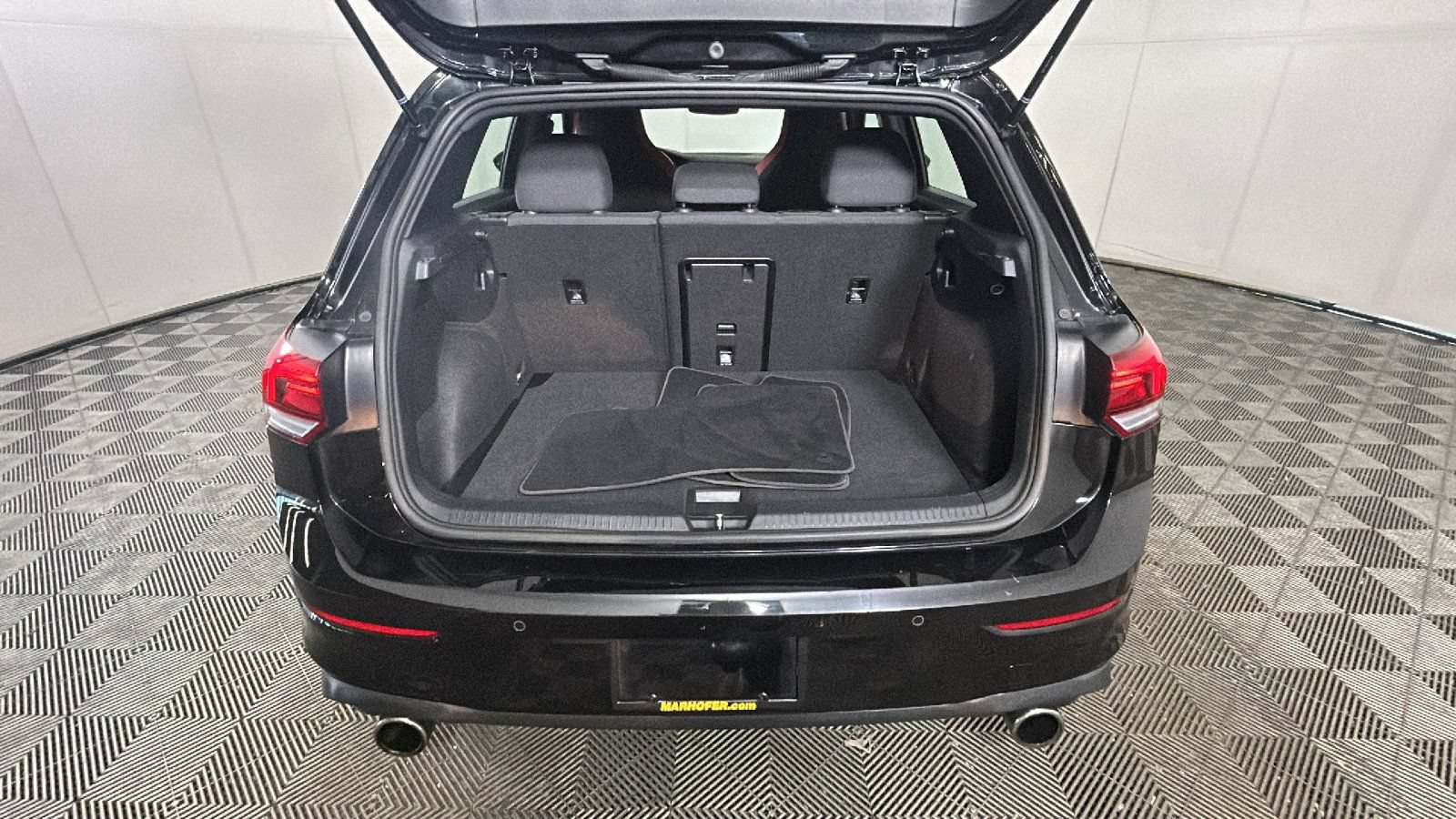 Used 2024 Volkswagen GTI S FWD image 31