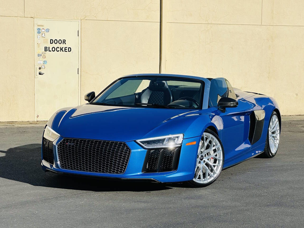 Used 2018 Audi R8 V10 plus image 4