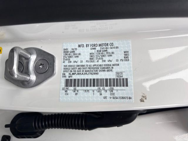 Certified 2024 Lincoln Nautilus Reserve w/ Equipment Group 202A image 34