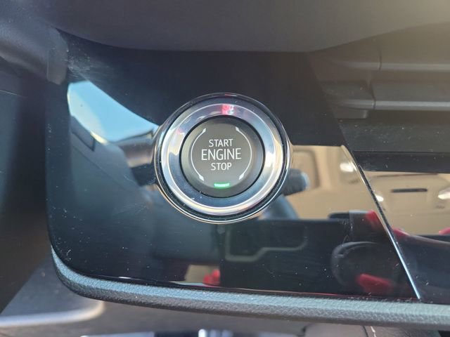 Used 2025 Buick Envision Sport Touring image 31