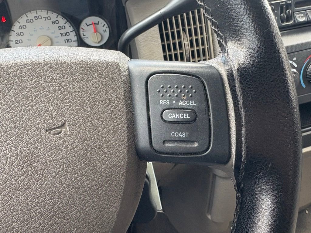 Used 2004 Dodge Ram 1500 Truck SLT image 26