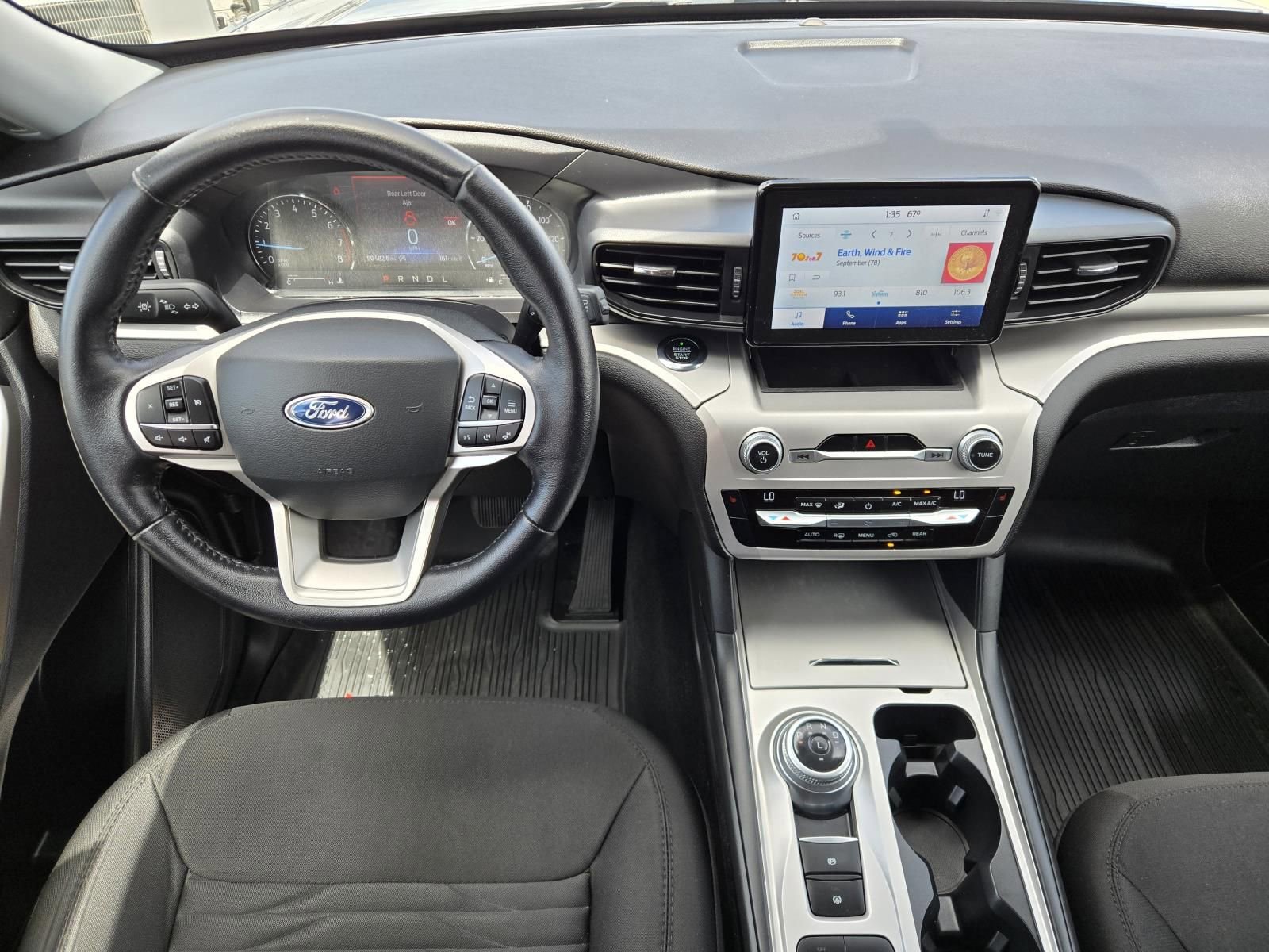 Used 2021 Ford Explorer XLT RWD image 8