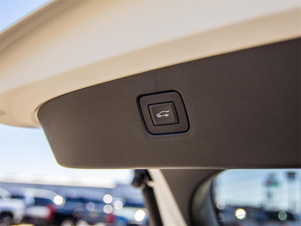 Certified 2025 Buick Envista Avenir image 13