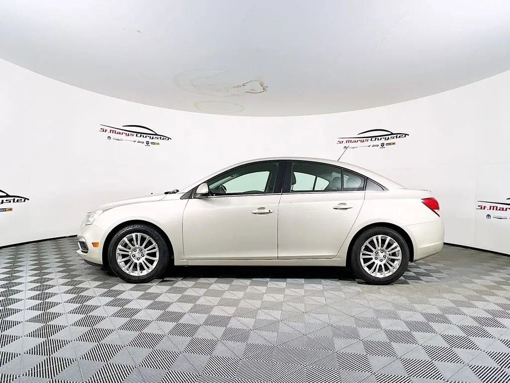 Used 2015 Chevrolet Cruze Eco w/ Enhanced Safety Package image 5