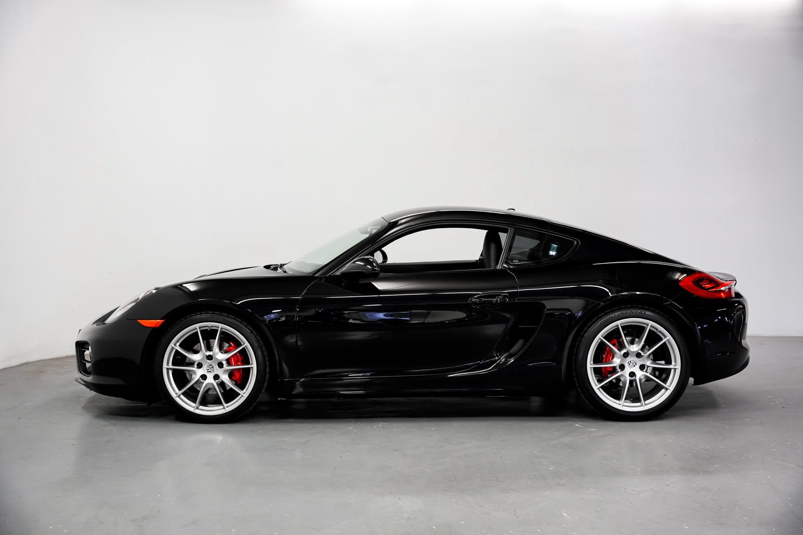 Used 2015 Porsche Cayman S RWD image 7