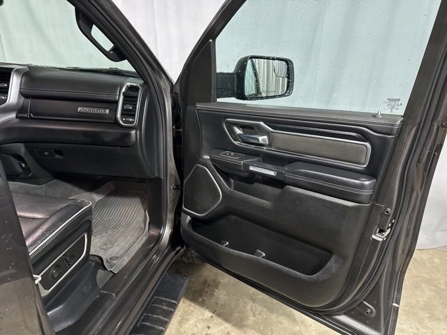 Used 2023 RAM 1500 Laramie AWD/4WD image 36