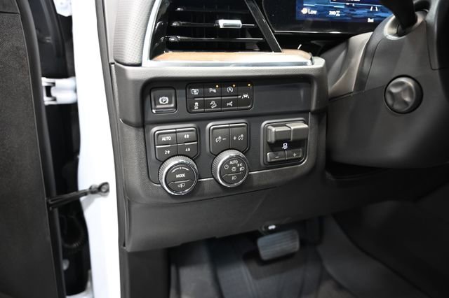 New 2026 Chevrolet Suburban High Country AWD/4WD image 28
