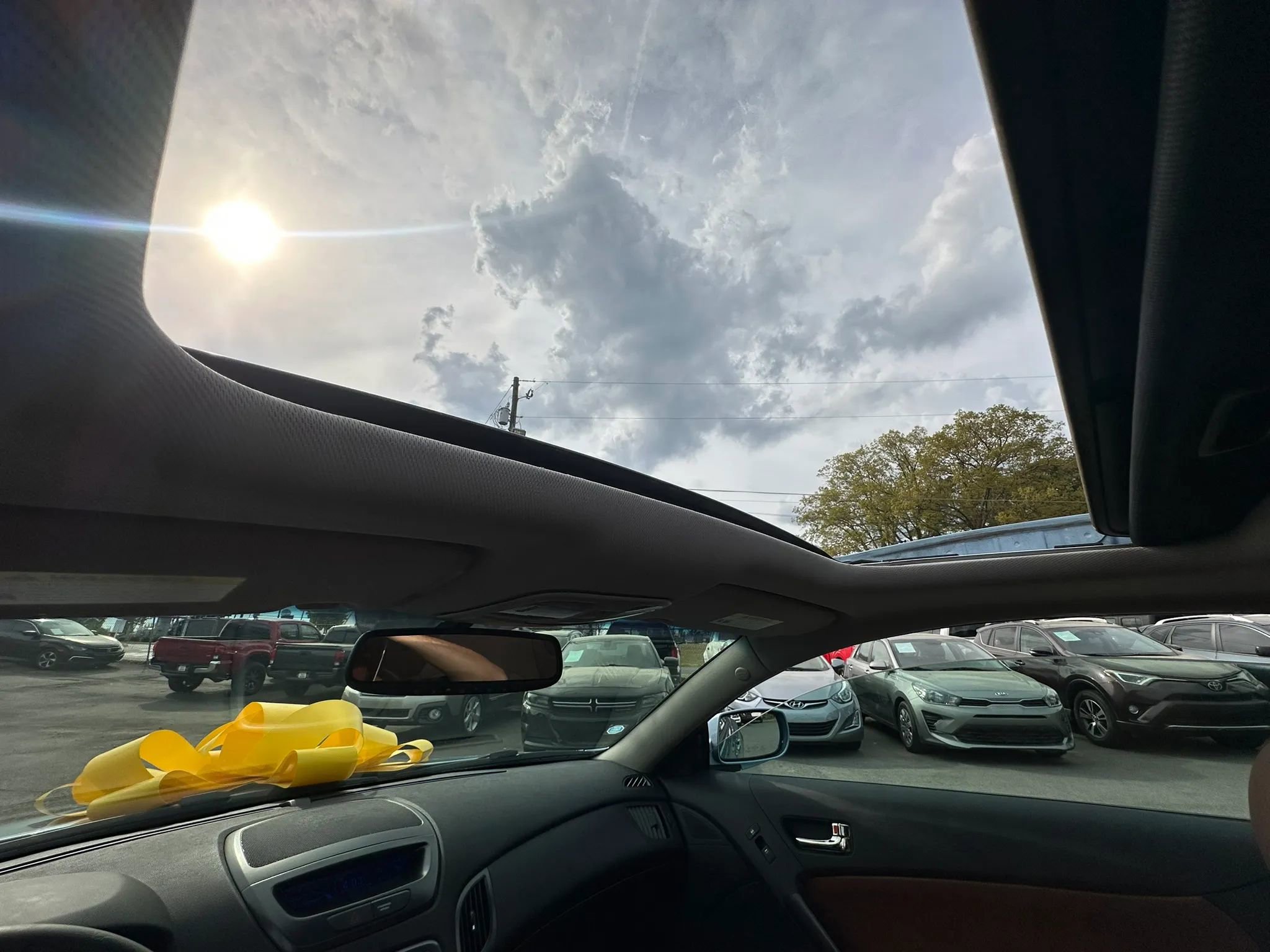 Used 2011 Hyundai Genesis 3.8 image 23