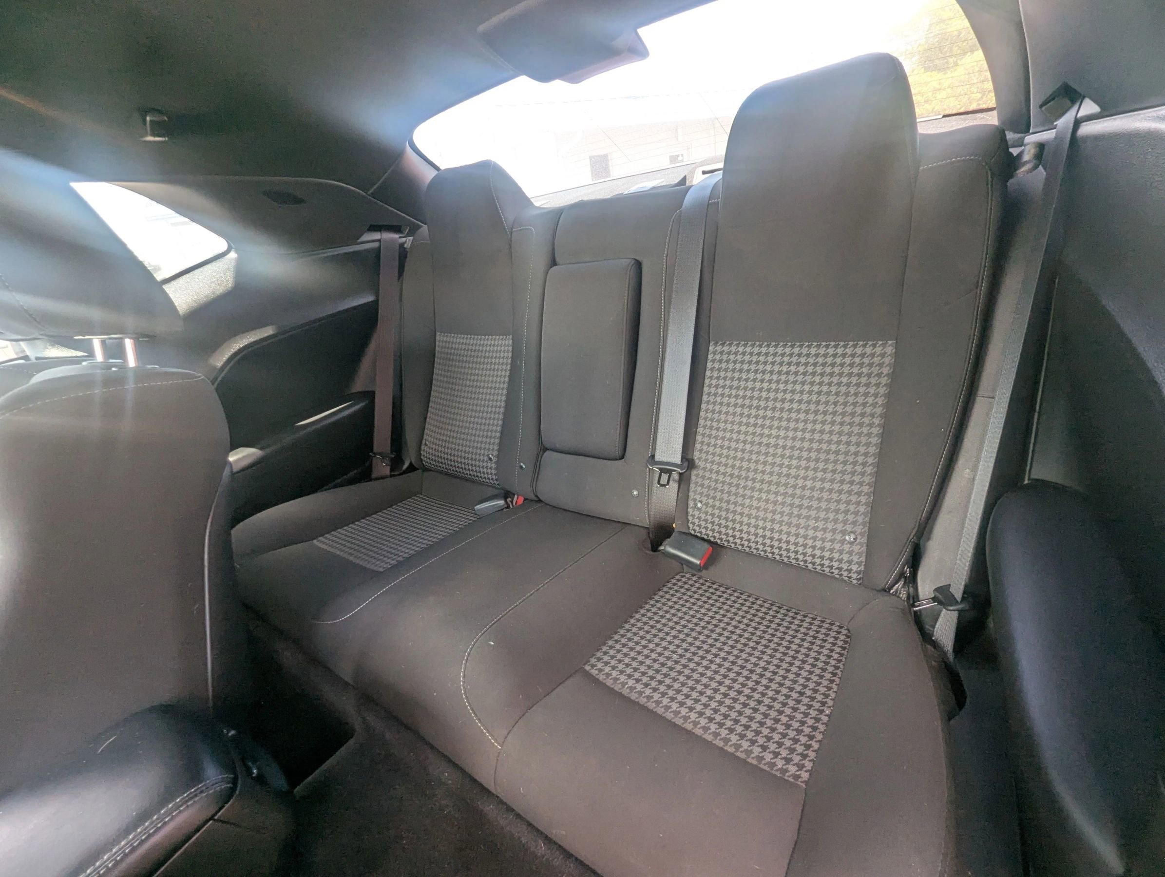 Used 2022 Dodge Challenger GT RWD image 16