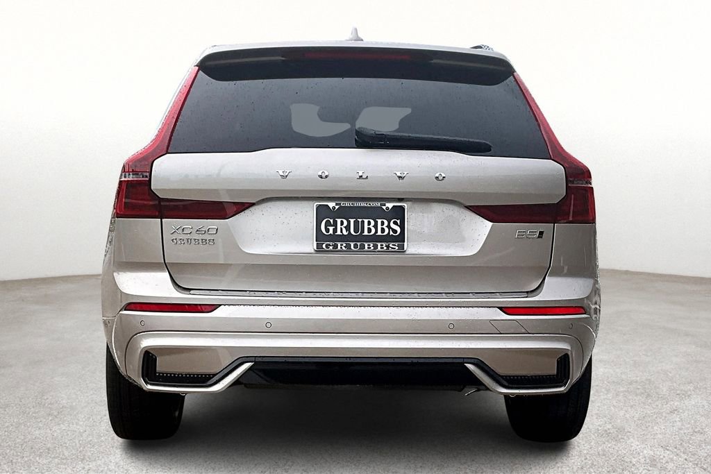 New 2026 Volvo XC60 B5 Plus w/ Protection Package Premier AWD/4WD image 7