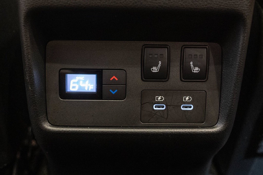 Used 2024 Nissan Rogue Platinum w/ Platinum Premium Package AWD/4WD image 35